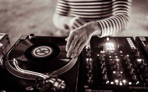 Conférence : Connaissez-vous vraiment la culture DJ?