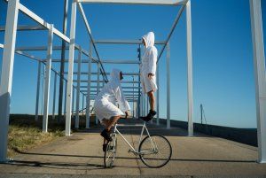 Mentir Lo Minimo - Cie Alta Gama