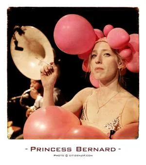 Princess Bernard Ma(ra)donna et moi