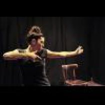 La Famille vient en mangeant Cie Mmm...