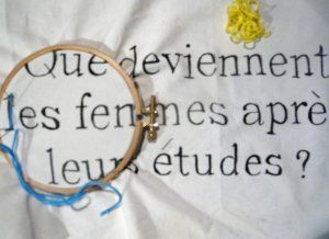 Atelier de broderie : nappe à 30 mains 