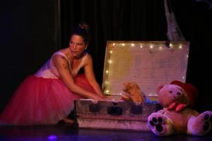 Le grenier magique - cie Sarah Boy 