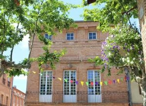 Derrière les portes des hôtels particuliers 