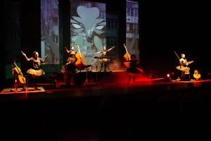 Ukraine Fire / Dakh Daughters 