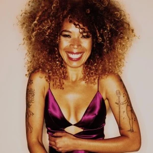 Flavia Coelho + Chicos y Mendez