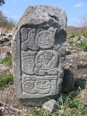 Conférence - Le déchiffrement de l'écriture maya par J.-M. Hoppan