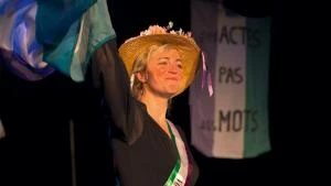 Filles, mères, rebelles… suffragettes !