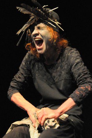 EH BIEN, DANSEZ MAINTENANT - Theater Meschugge, Ilka Schönbein