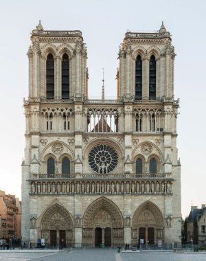 A la loupe : Notre-Dame de Paris