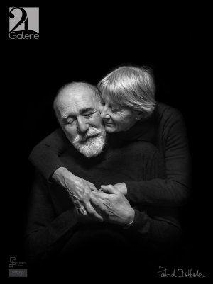 L'amour aux fenêtres de la galerie