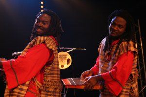 Voyage en Afrique - Les Frères Makouaya