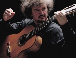 Zoran Dukic joue Bach et Piazzolla