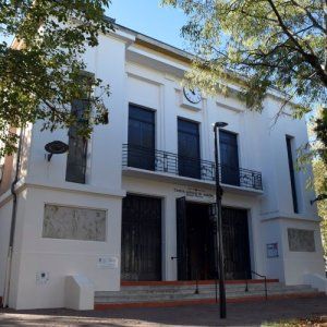 A la loupe : le Centre culturel Renan de Jean Montariol