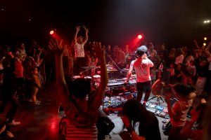 FÊTE DU KIWI : Bal, concert, spectacle et joie !