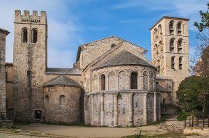 Mystère et Secrets : un avant-goût de La Fabuleuse Histoire de Bérenger Saunière à l'Abbaye de Caunes-Minervois
