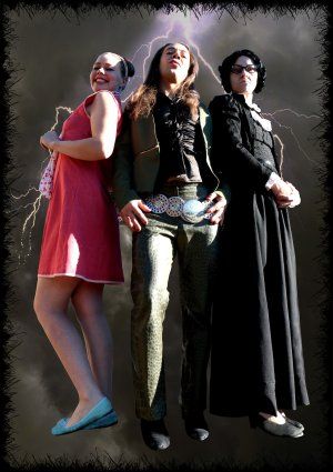 Die Regenbogen Bürgerinnen + The Blondettes Sisters