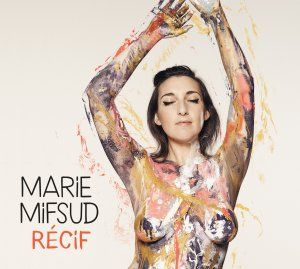 Marie Mifsud le 22 avril au Studio de l'Ermitage pour l'album Récif
