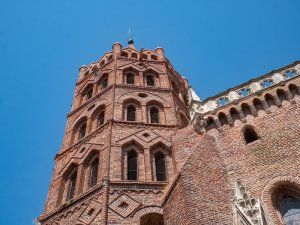 Etonnante architecture de brique