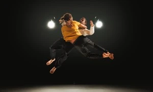 "Prémices de l'Arène" & cirque "Sensible"