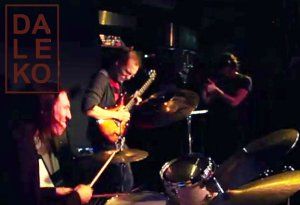 Concert Daleko Trio