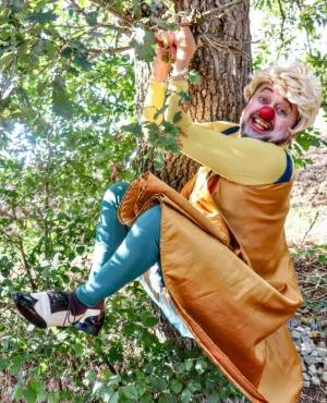 Une ombre qui marche