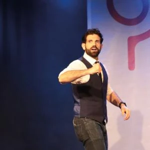 SUPER SYMPA par Marcus