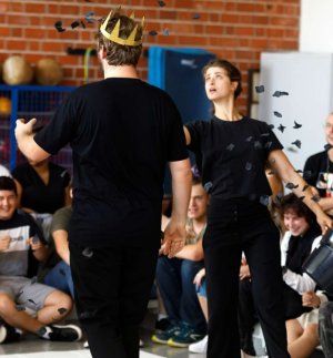 Mon royaume pour un cheval ! D'après Richard III de William Shakespeare Cie [Eudaimonia]