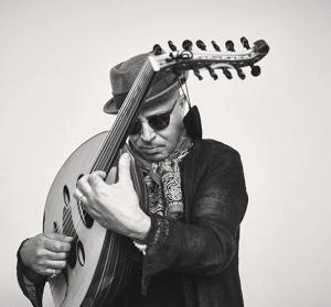 CONCERT DE DHAFER YOUSSEF, BALLAKÉ SISSOKO, ET EIVIND AARSET 