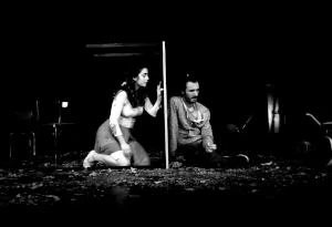 Pas une lumière ne me consola (autoportrait en couple)